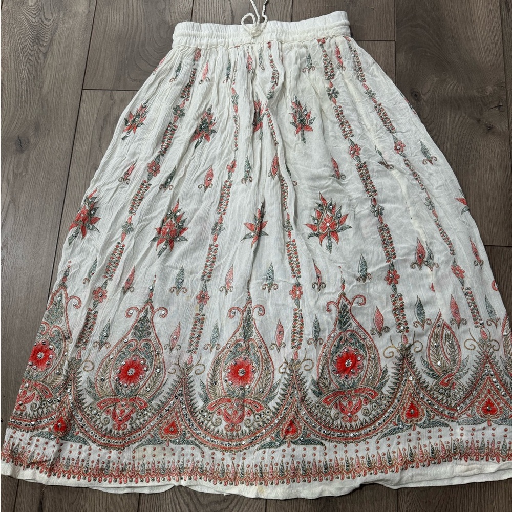 Embroidered Floral White Skirt